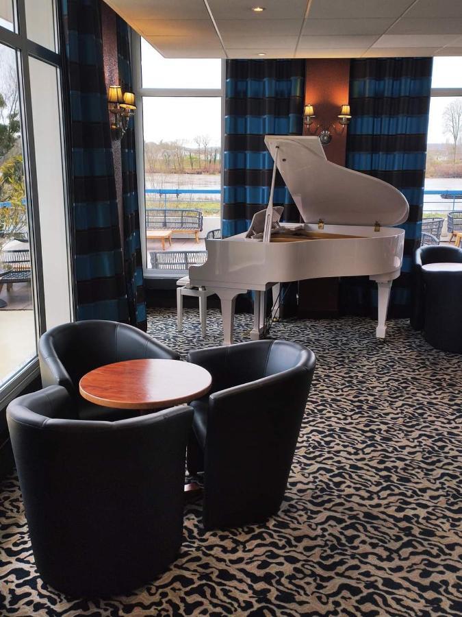 Mercure Nevers Pont De Loire Esterno foto
