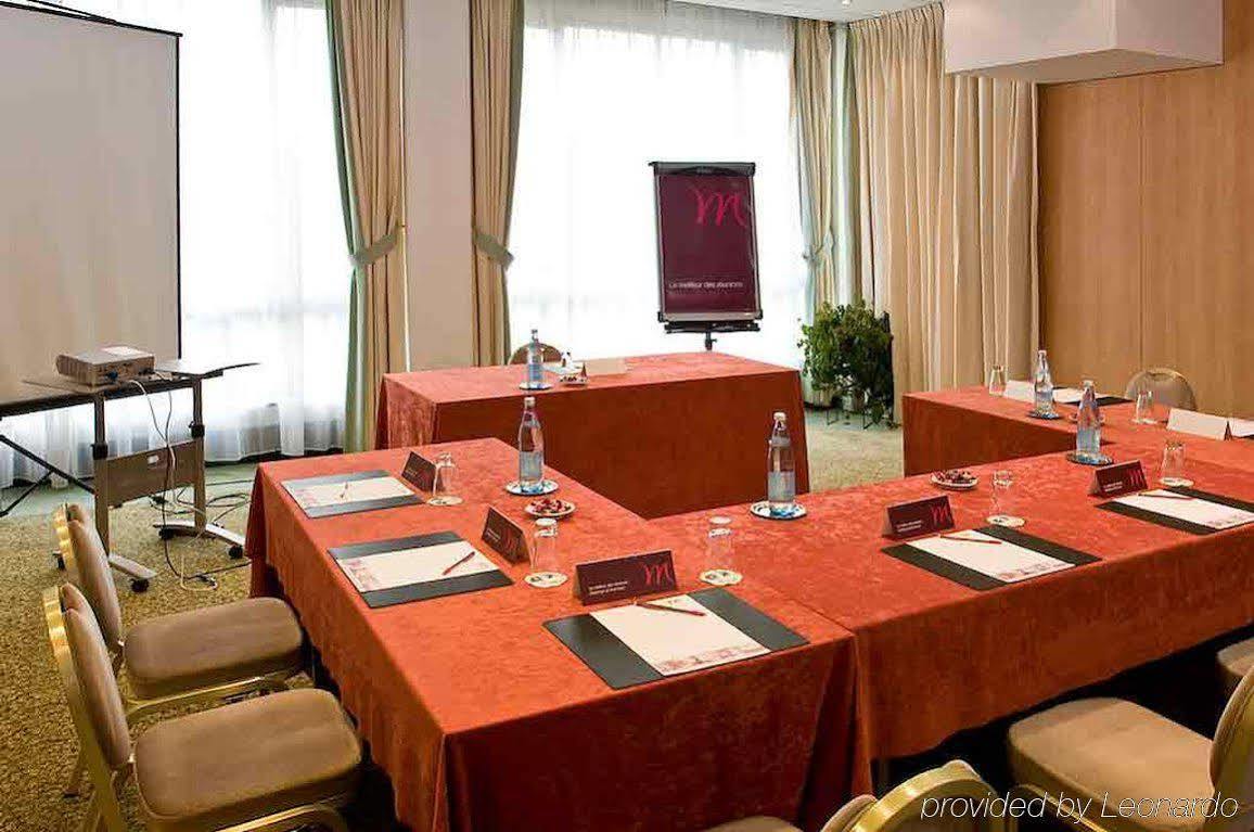 Mercure Nevers Pont De Loire Esterno foto